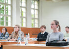 Die neuen Studierenden sind gespannt, was sie in den kommenden drei Jahren erwartet. 